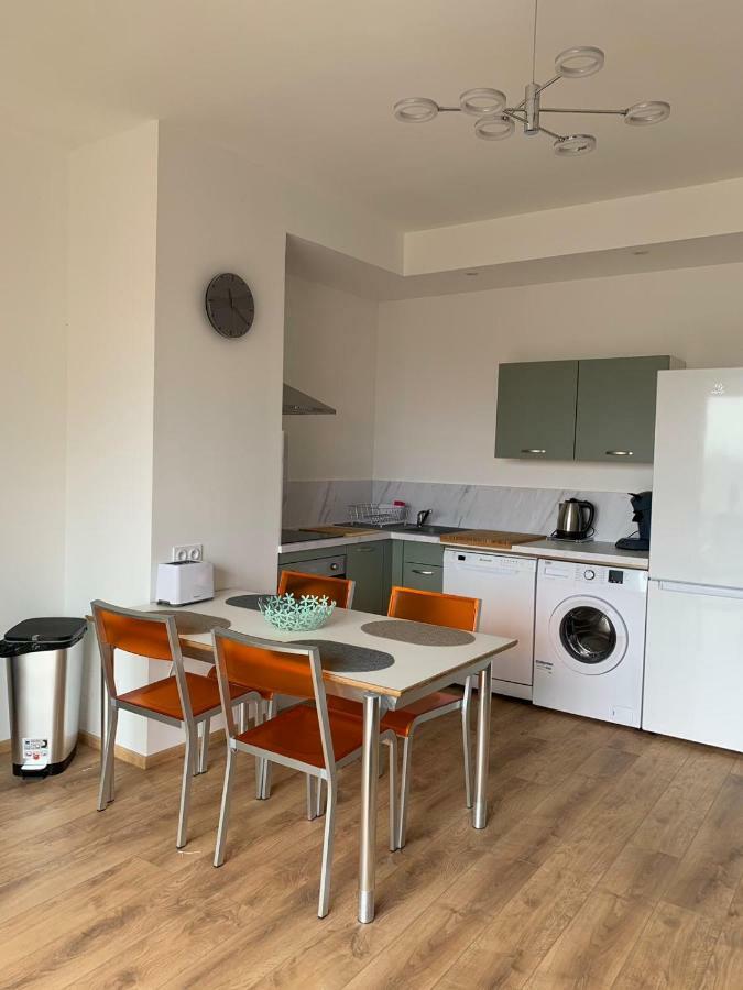 T2 La Singuliere Apartment Sete Exterior photo